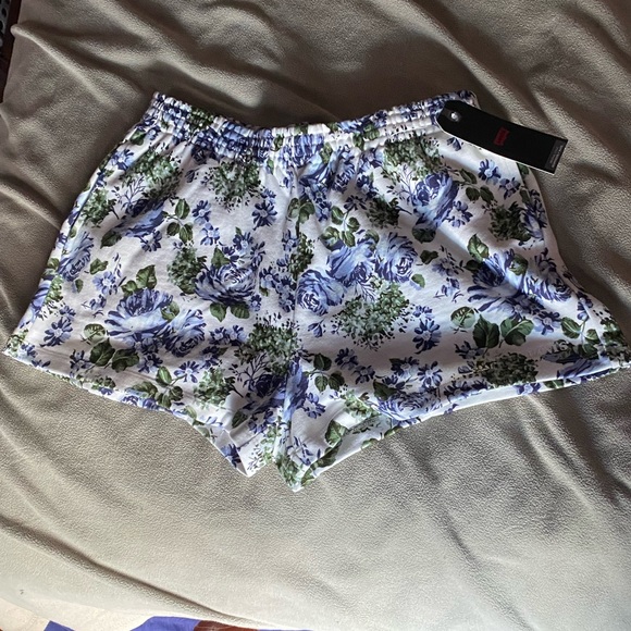 Levi's Pants - Levi Cotton Shorts